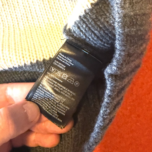 H&M Premium Label gray and cream stripe wool and cashmere turtleneck sweater NWT - Picture 12 of 14